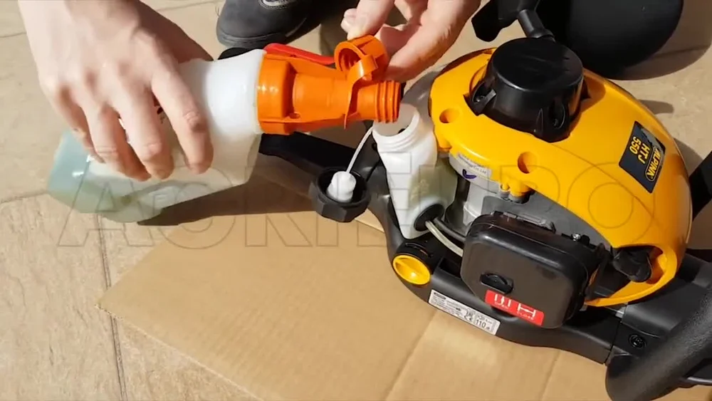 GASOLINE GHEDGE TRIMMER - Image 4